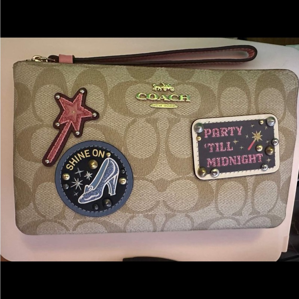 Brand new coach wristlet.